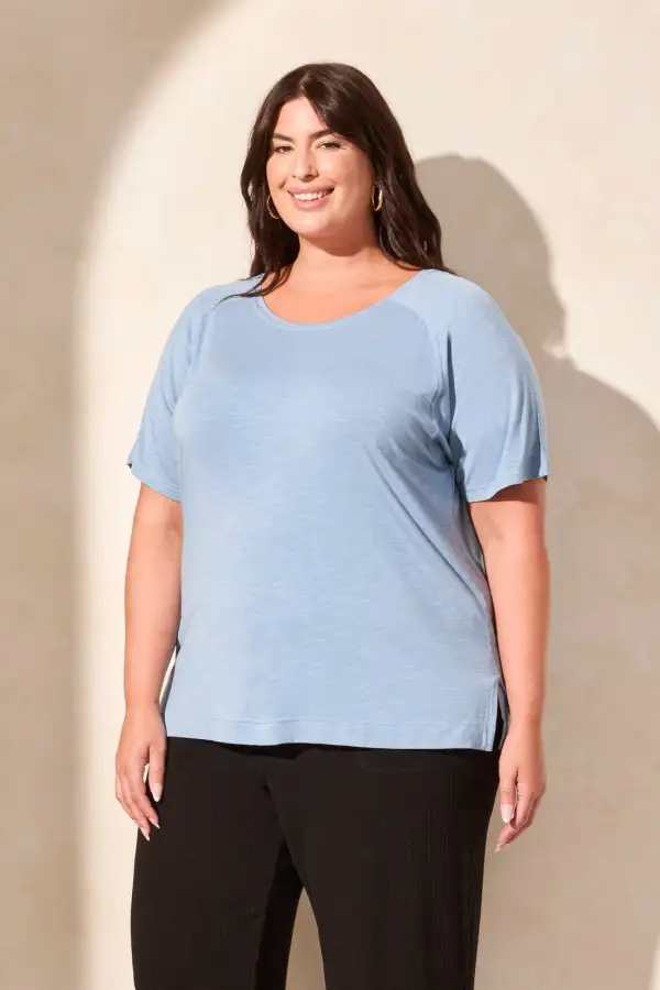 FLOWY JERSEY CREW NECK TOP WITH SHIRRED BACK-Scubablue