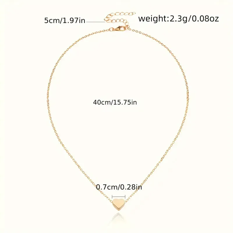 A Simple And Delicate Golden Heart Pendant Necklace That Goes Well With Everything.