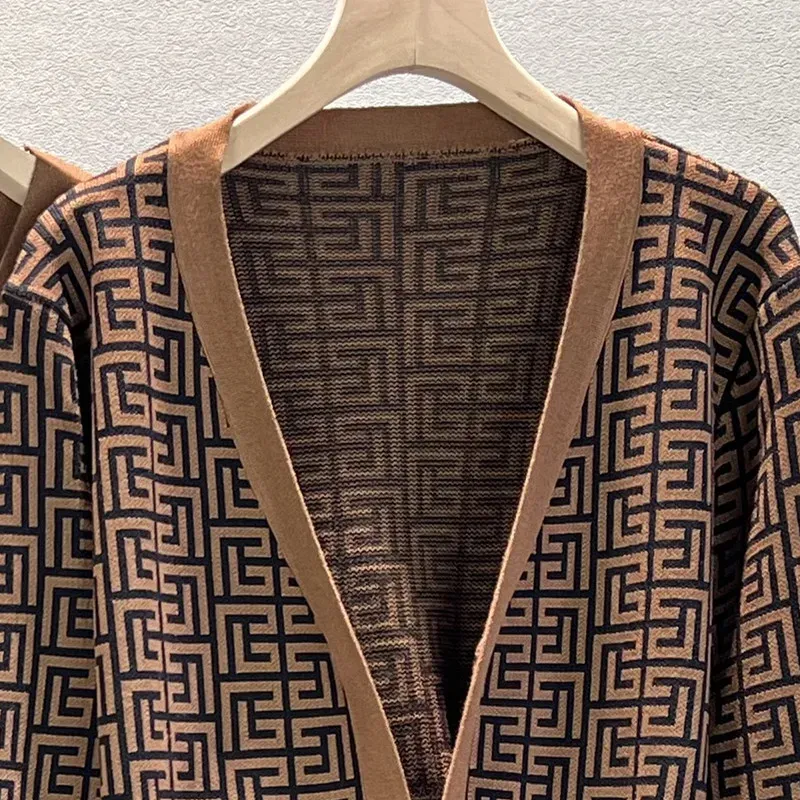 V-neck retro cardigan and trousers three-piece set