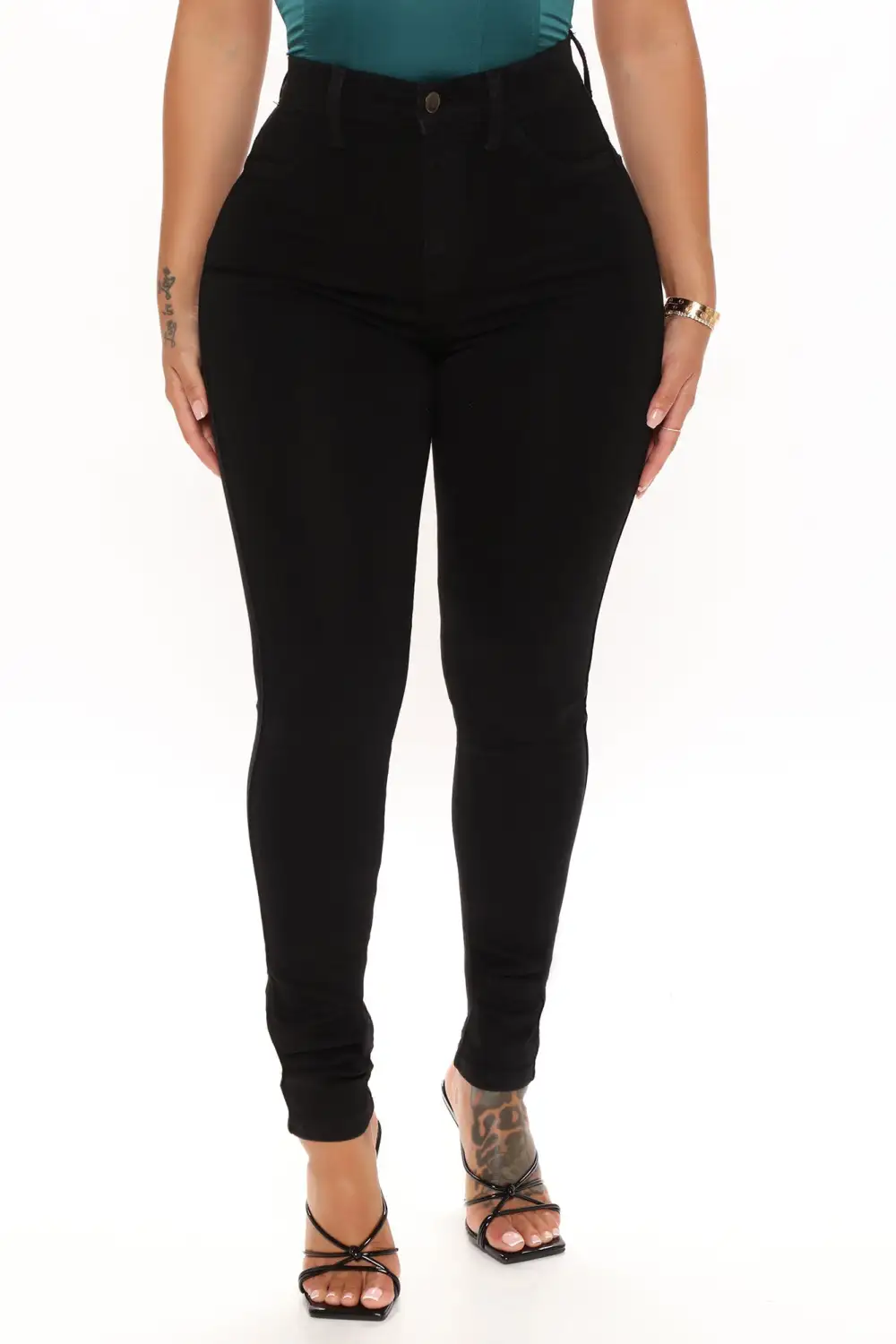 Classic Beauty Booty Lifter Skinny Jeans - Black