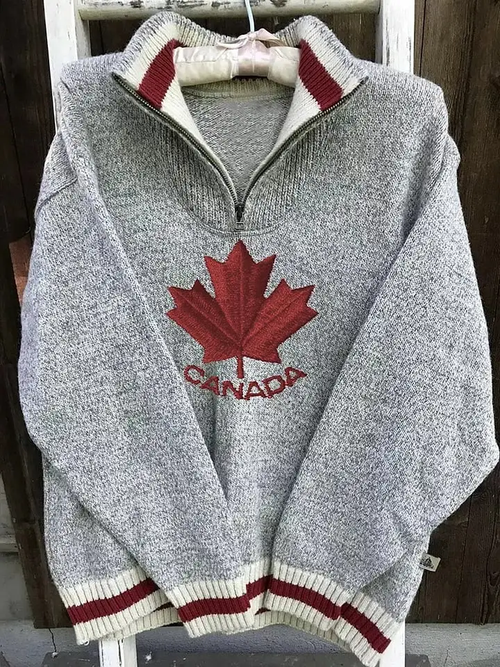 Women's Vintage Canadian Maple Leaf Zip-Up Sweatshirt