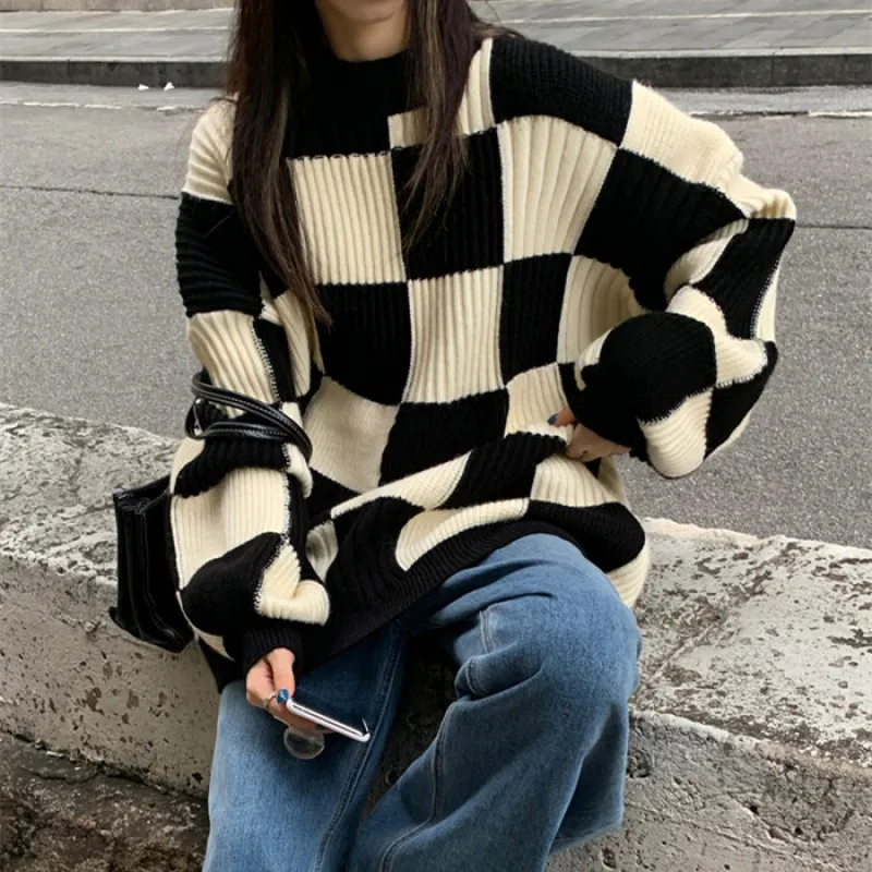 Vintage Checkered Knitted Sweater