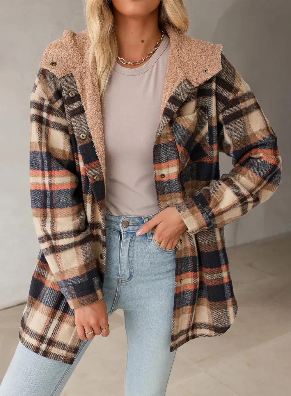 Women's Flannel Hooded Plaid 2025 Shacket Thick Coat Winter Coat for Warmth Button down Warm and Fuzzy Fleece Jacket