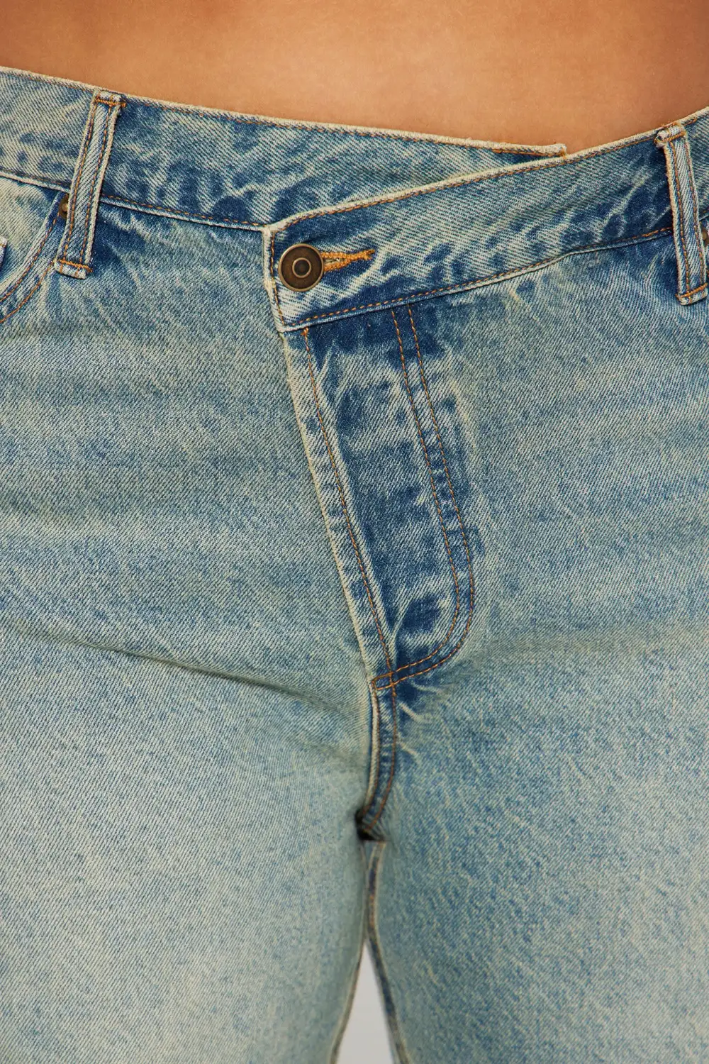 Crossover Tinted Ripped Straight Leg Jeans - Vintage Wash