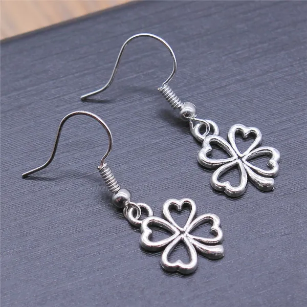 Retro Clover Earrings