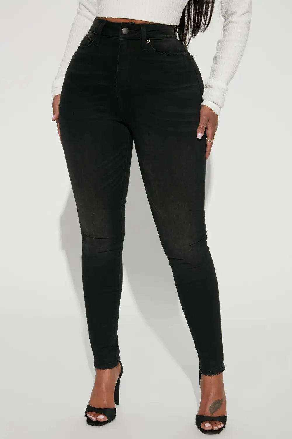 On The List Deluxe Stretch Skinny Jean - Black