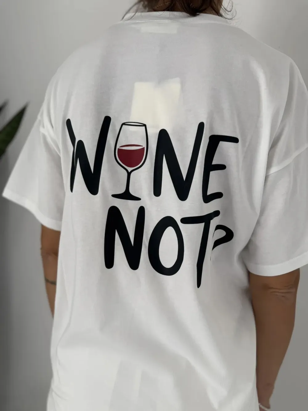 Tailored Feel Graphic Crewneck Cotton Tee Shirt