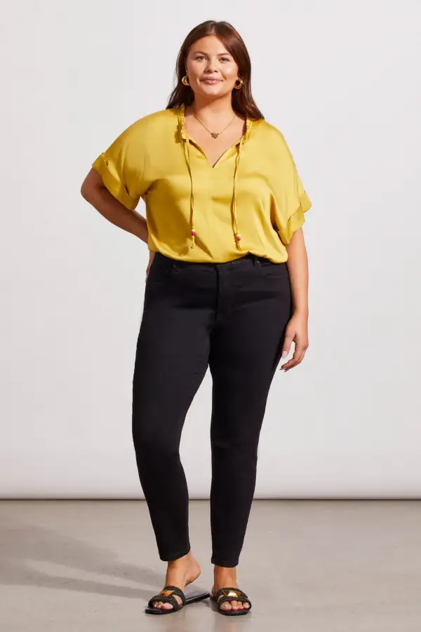 Sophia Curvy Ankle Jeans-Black