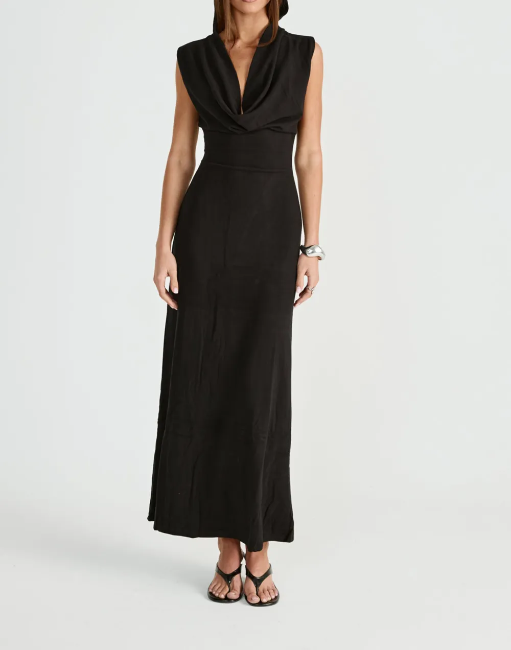 Solid Color Dress With Hood And Scarf