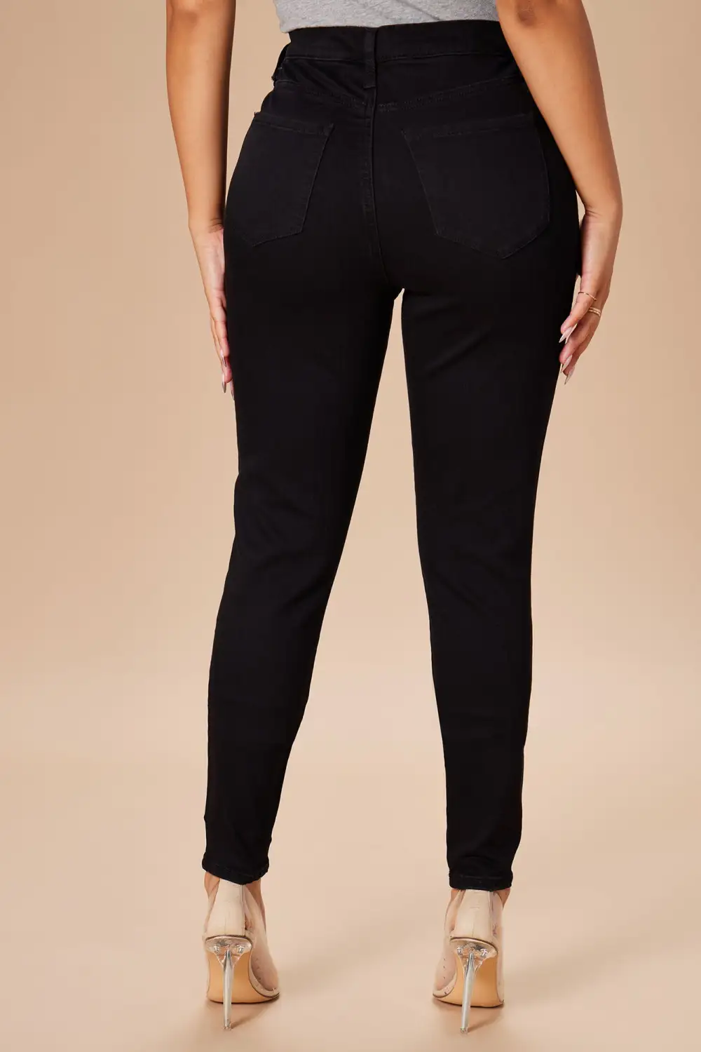 Emma Super Stretch High Rise Skinny Jean - Black