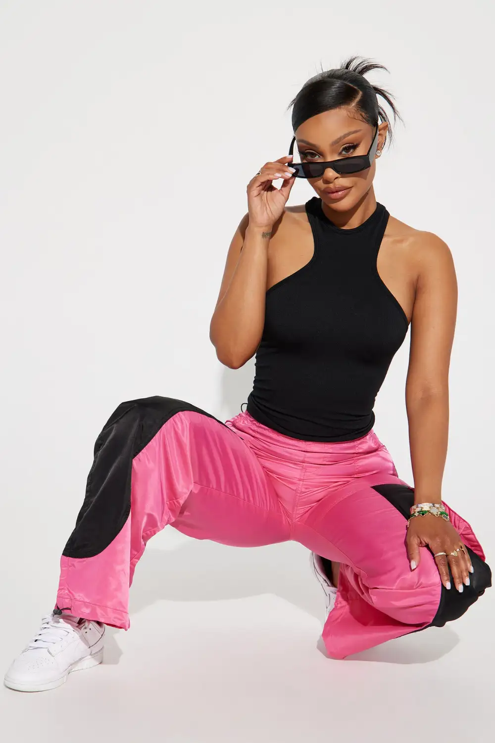 Sierra Seamless Racerback Top - Black