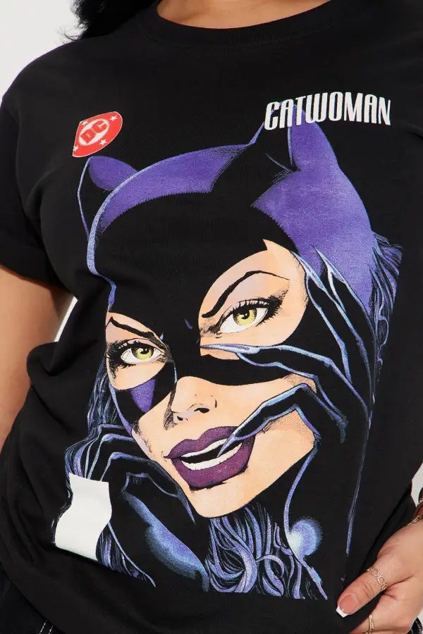 Catwoman Graphic Tee - Black