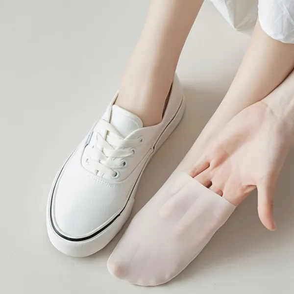 9 Pairs Of Summer Seamless Semi-Transparent Breathable Socks