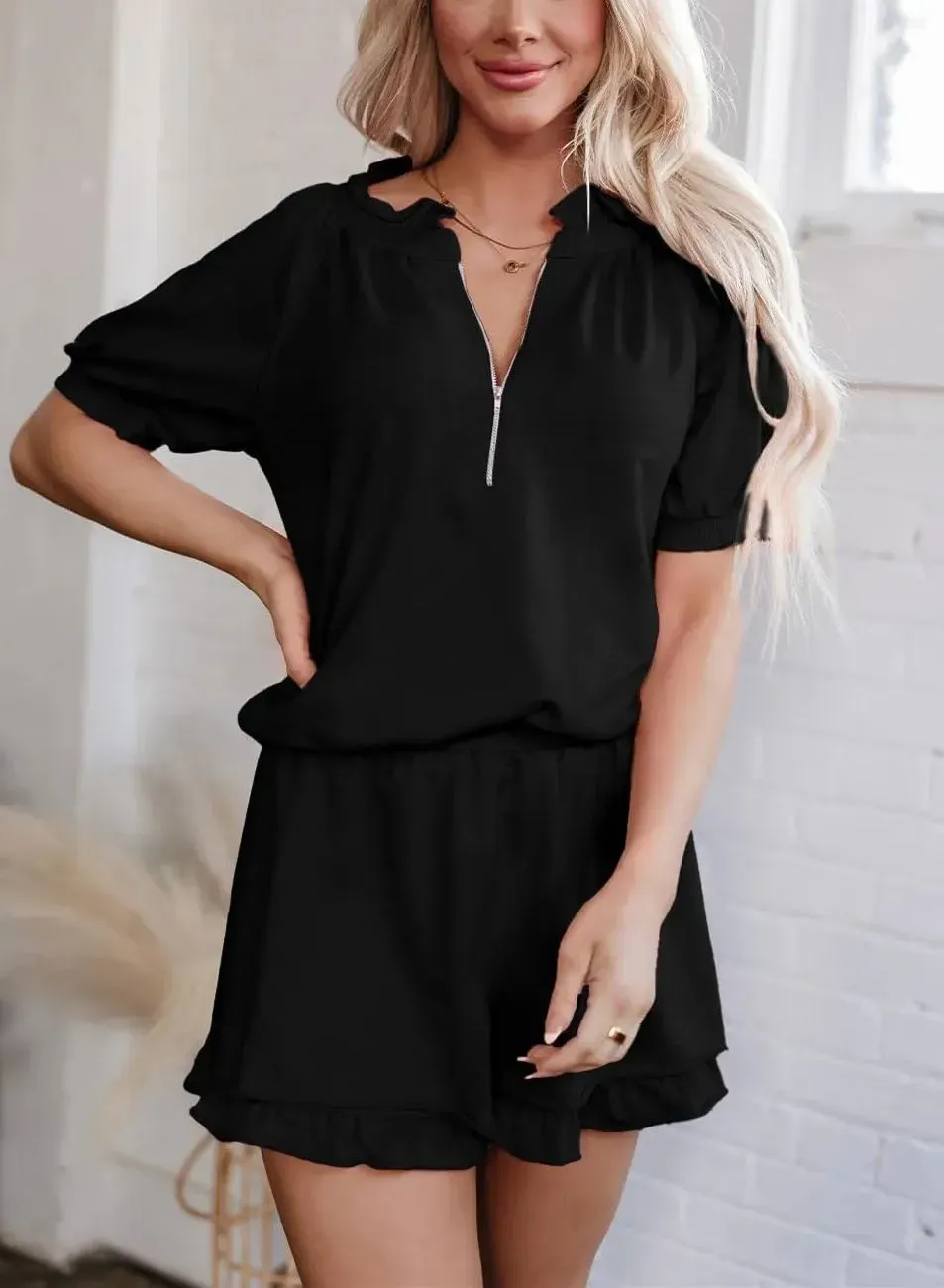 Women'S Casual Half-Zip Top And Ruffle Shorts Set