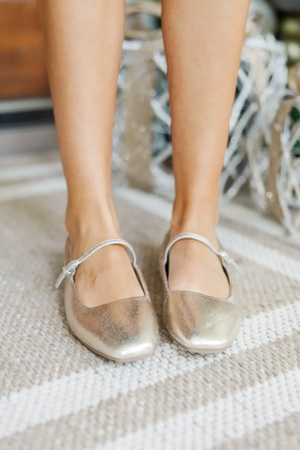 On The List Gold Flats