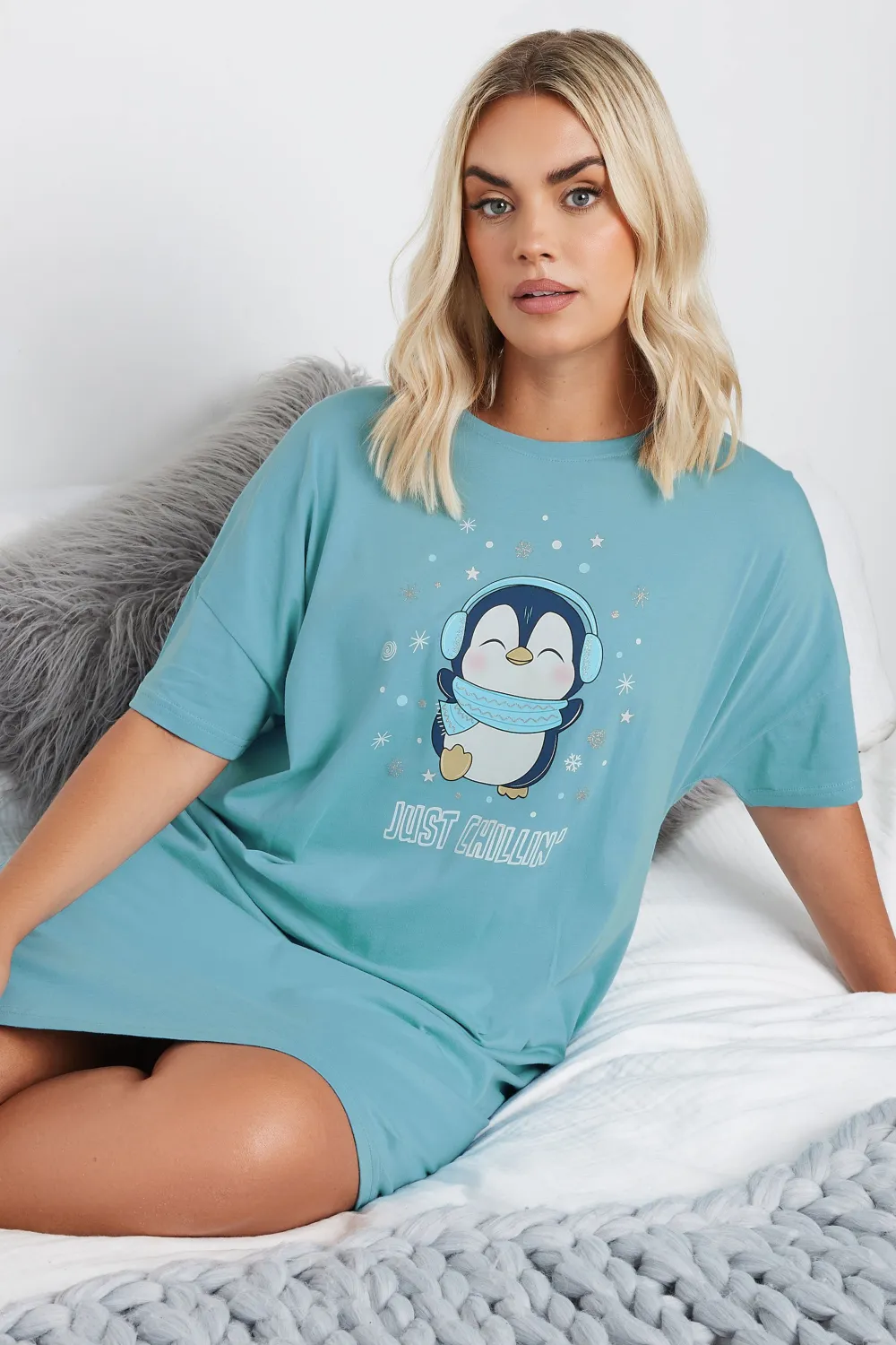 YOURS Curve Blue Penguin Print Sleep Tee Nightdress