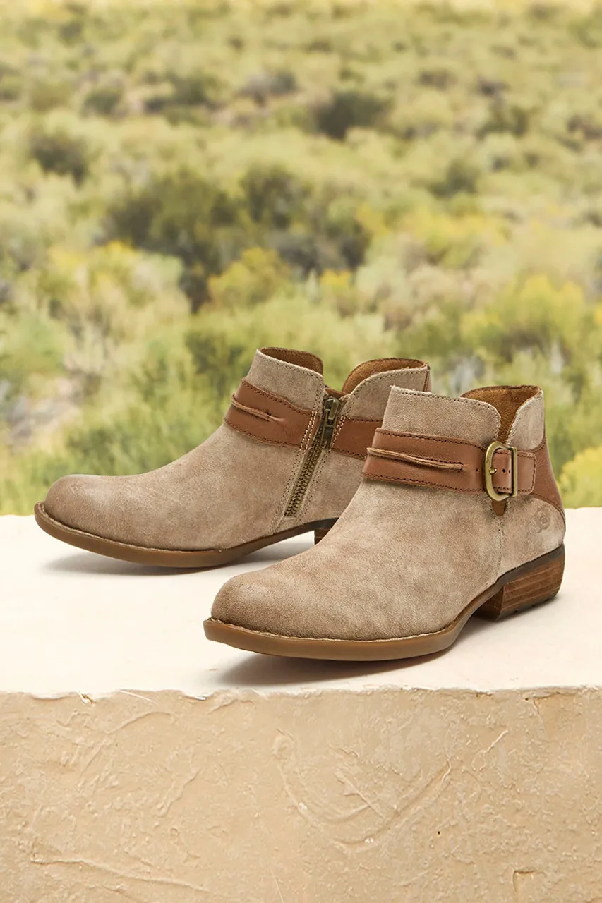 Comfortable Fashion Women's Boots