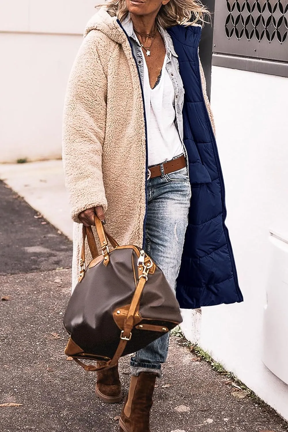 Women's 2023 Warm Winter Coats Reversible Sherpa Fleece Long Hooded Puffer Jackets Outerwear