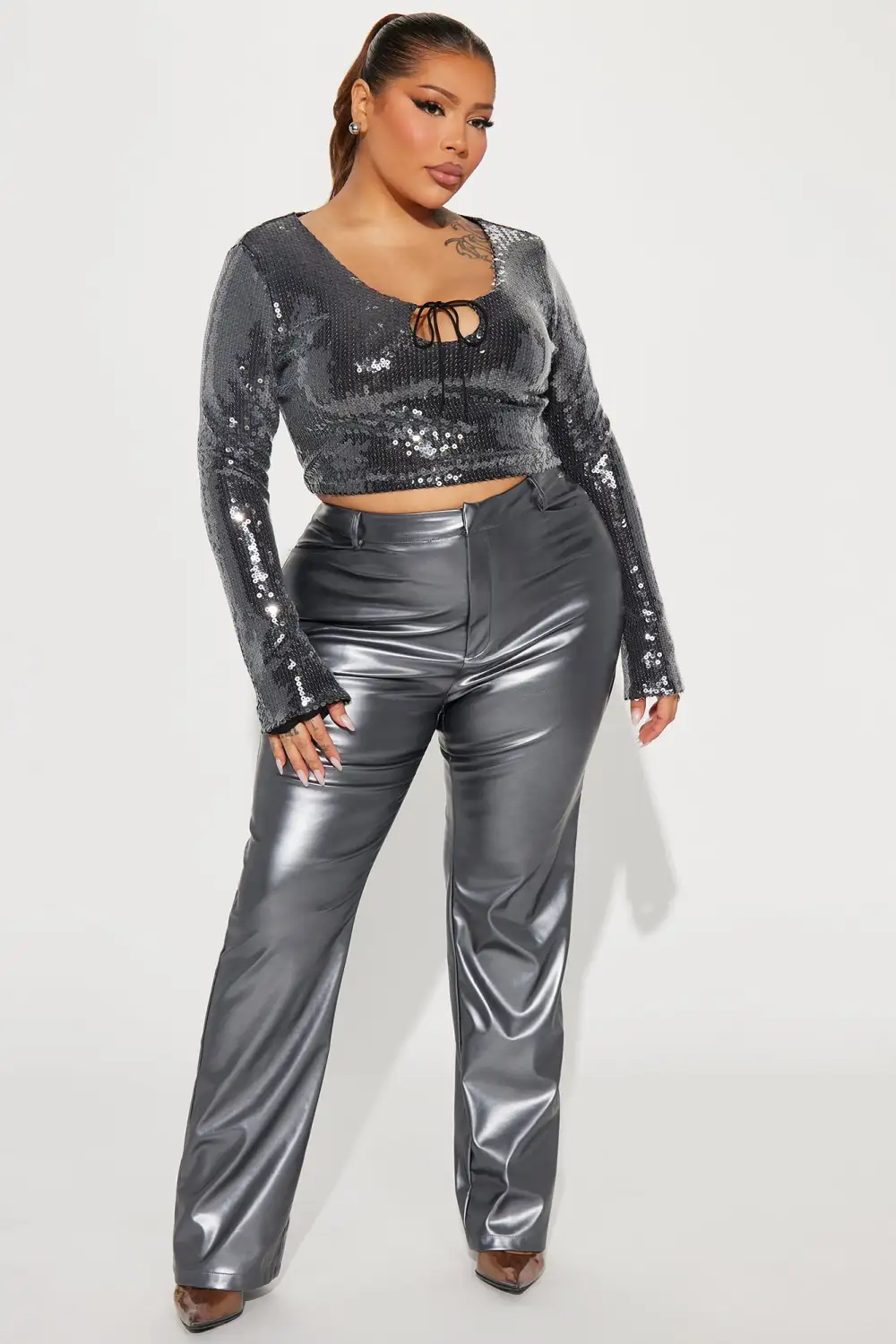 Tonight's Vibe Sequin Top - Black