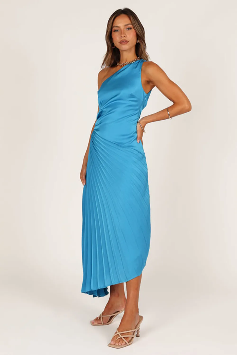 FLIN PLEATED ONE SHOULDER MIDI DRESS - BLUE