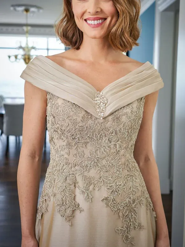 Elegant Lace V Neck Style Low Waist Slim Fit Women's Evening Dress