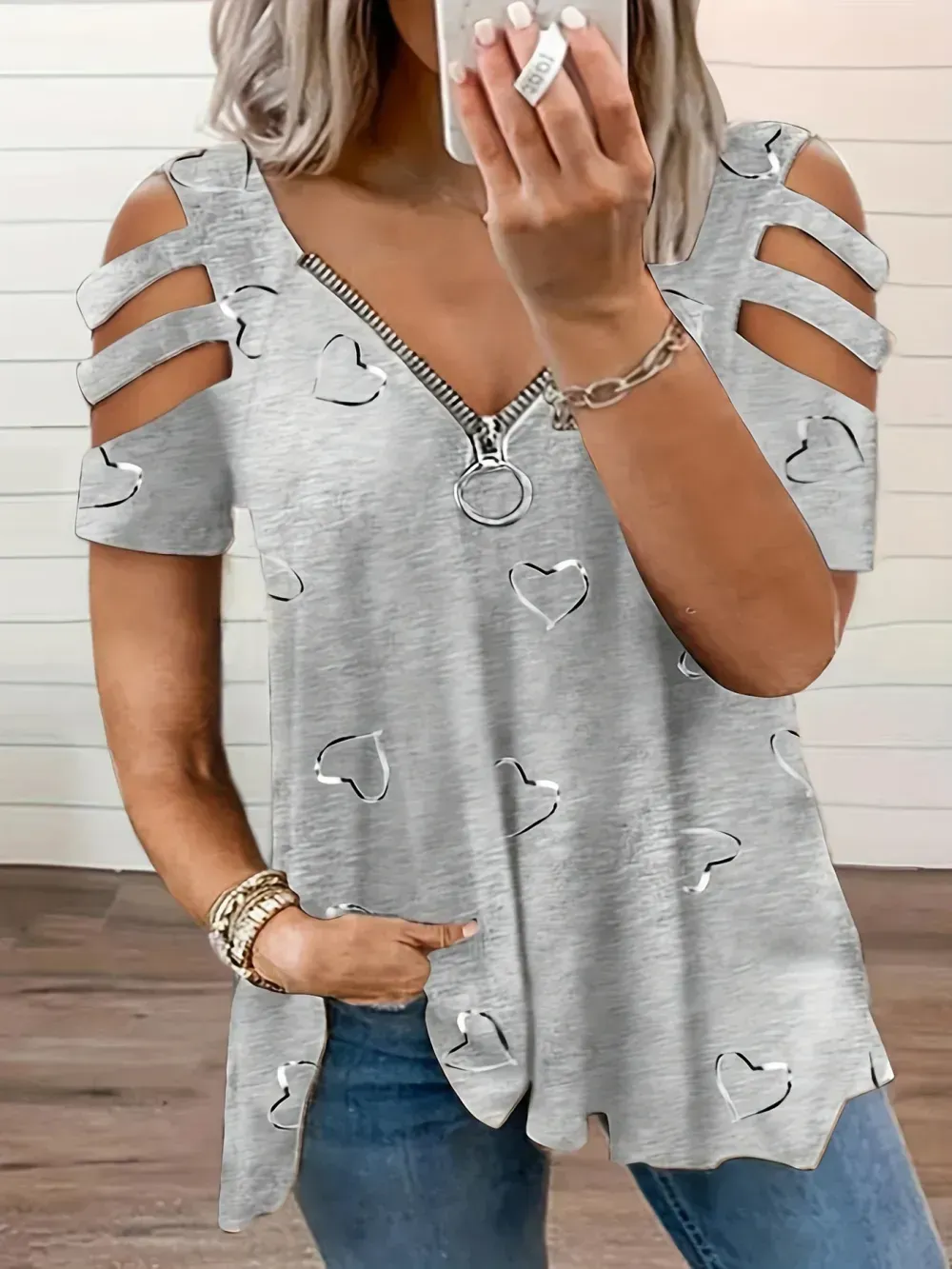 Plus Size Heart Print Zipper Short Sleeve Top, Women's Plus Slight Stretch V Neck Casual T-shirt