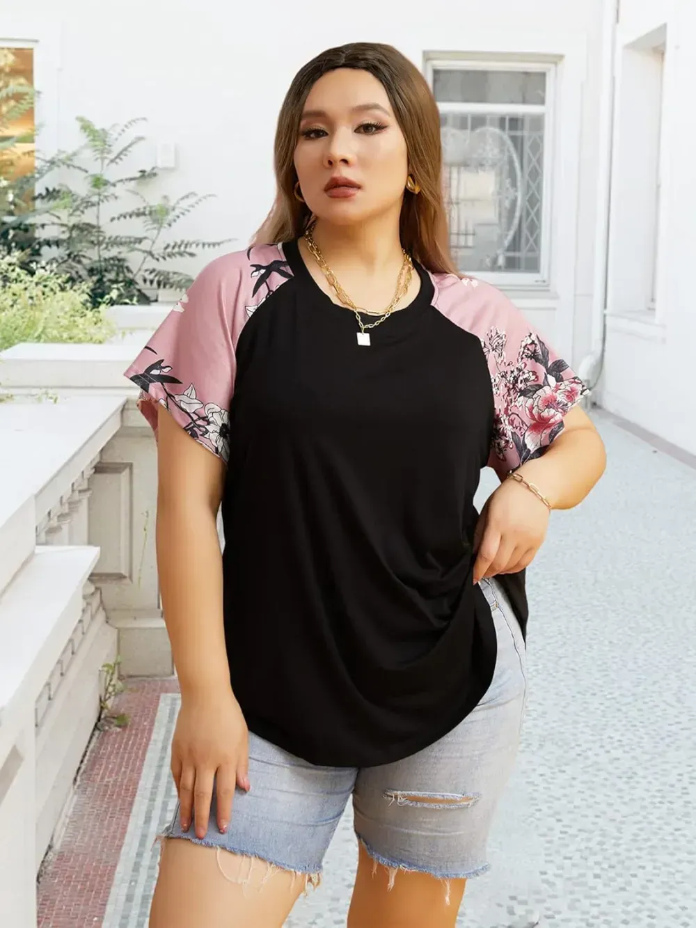 HDLTE Womens Plus Size Tops Floral Bell Sleeves Blouses Summer Crewneck Tunic Loose Casual T Shirts