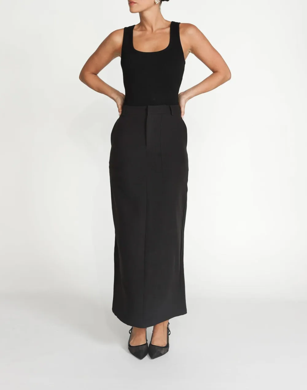Minimalist Three Dimensional Cut Slit Skirt