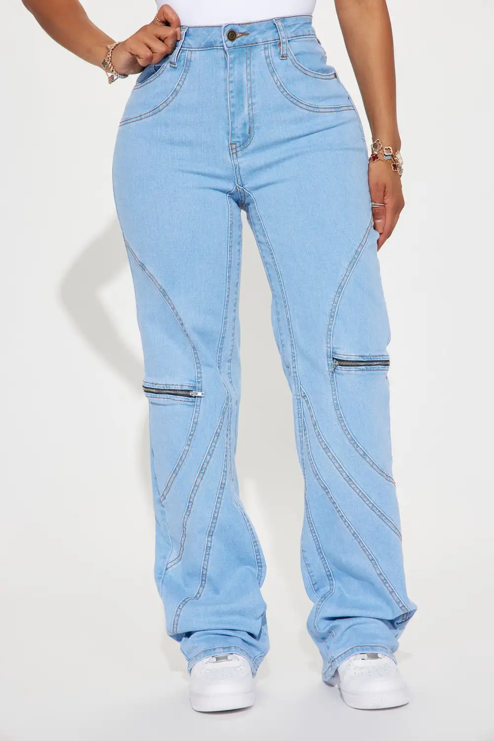 California Dreaming Stretch Straight Leg Jeans - Medium Wash