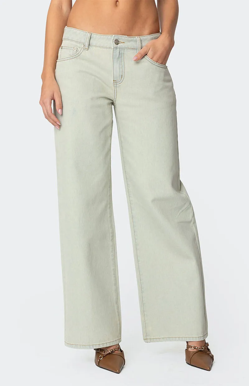 Edikted Raelynn Washed Low Rise Jeans