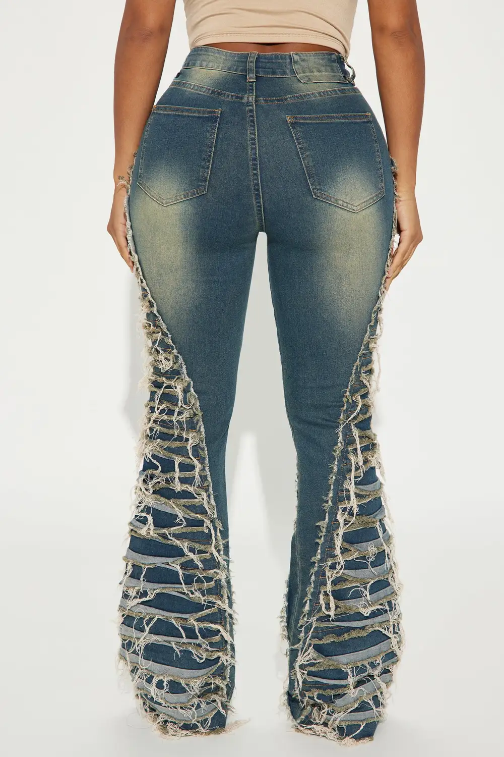 Feeling Brand New Tinted Flare Jeans - Medium Wash