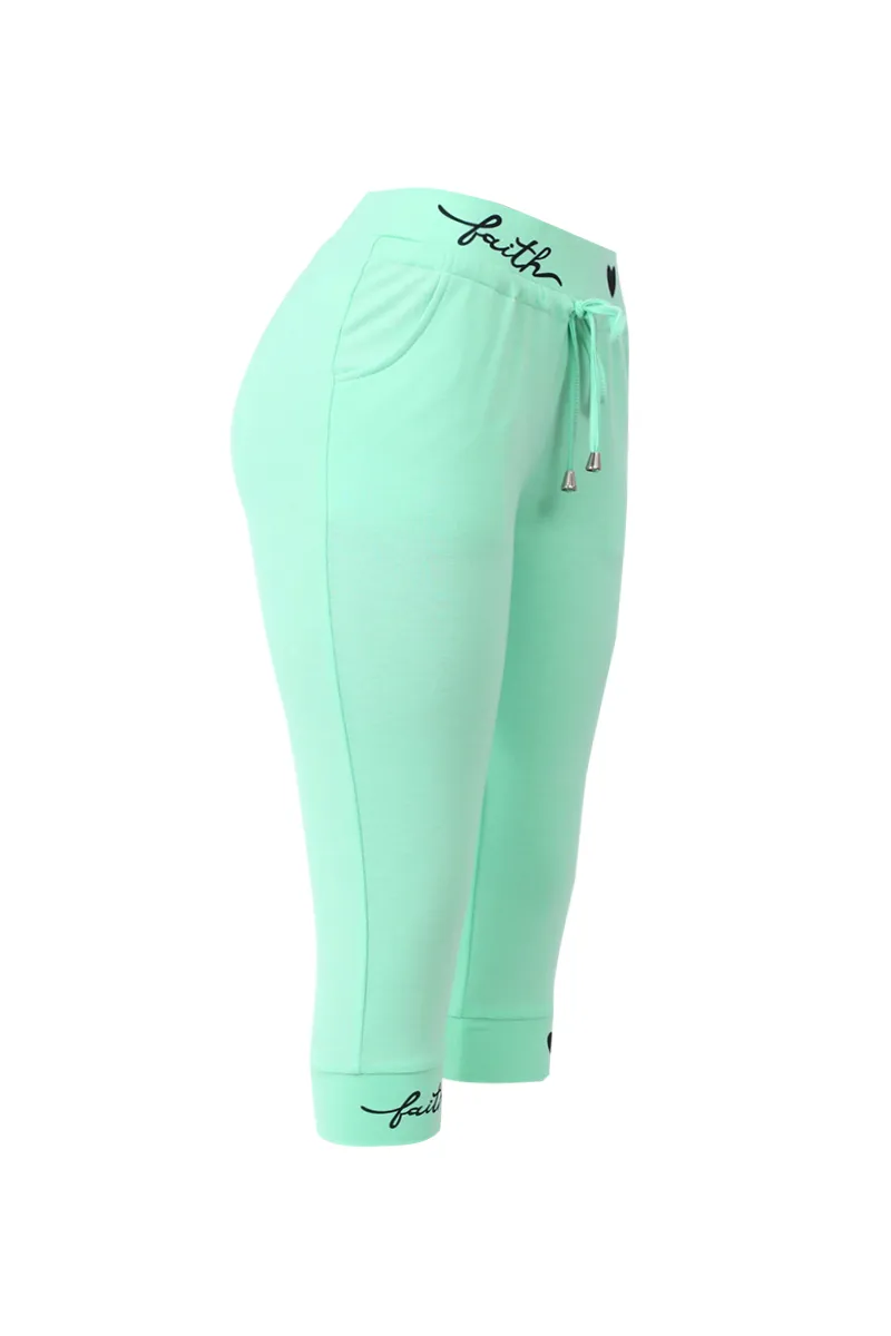 Letter & Heart Print Drawstring Capris Pants