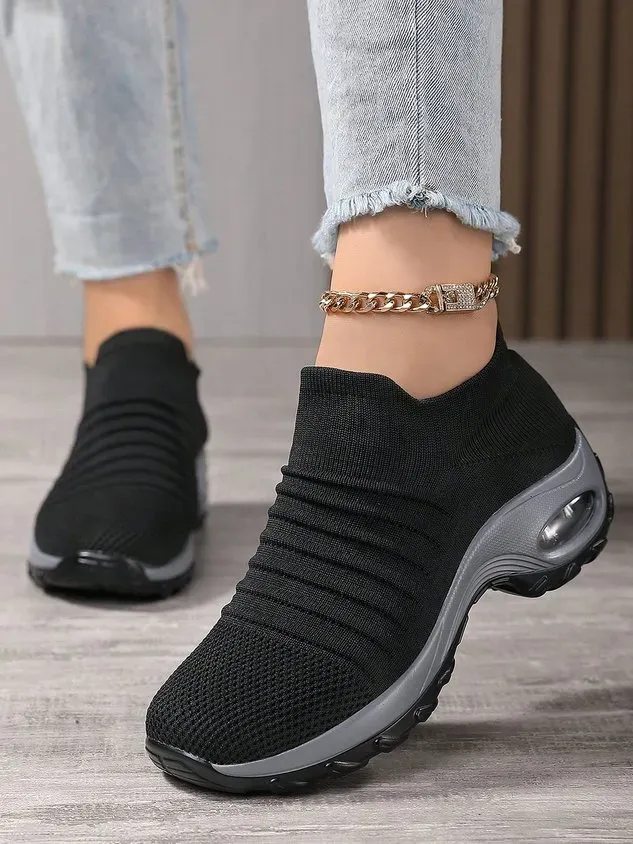 Sports Color Block Breathable Slip On Block Heel Fly Woven Shoes