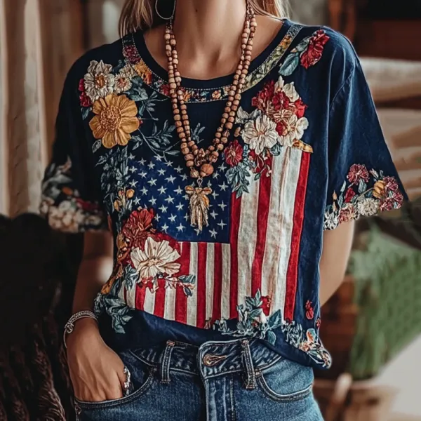 Women's Independence Day Floral Art Casual T-shirt