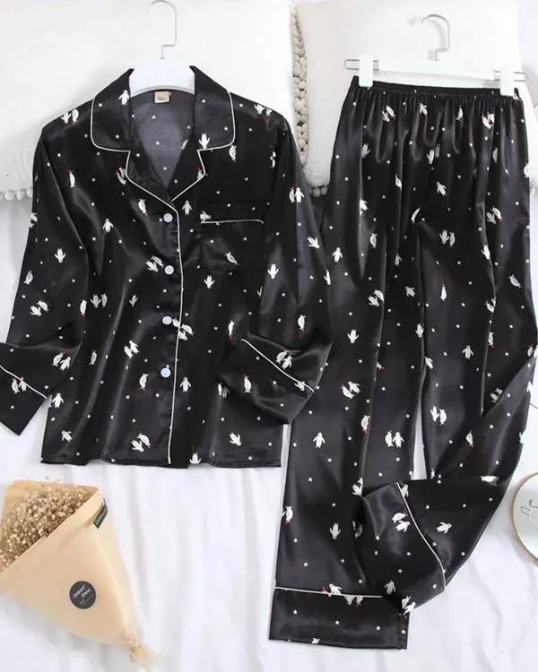 Long Sleeve Pajamas Ice Silk Printing Fashion Sleepwear Set