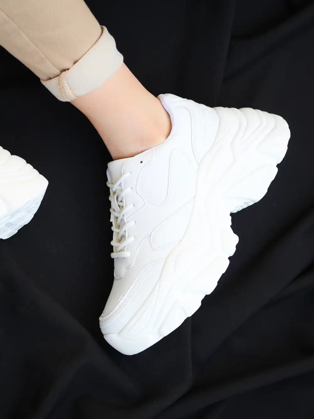BLAIR | WHITE