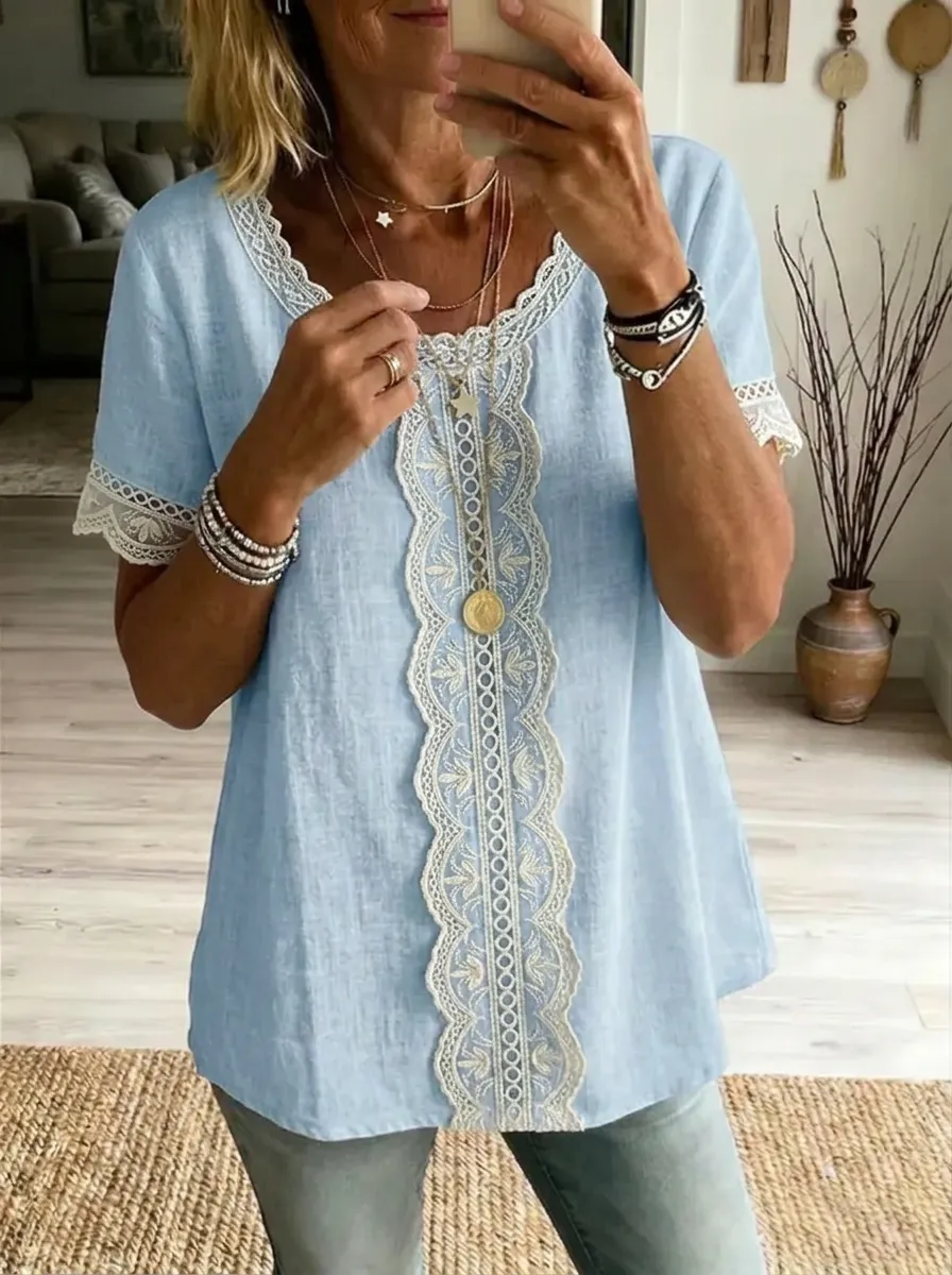 Women's Nashville Country Style Lace Trimmed Printed Top