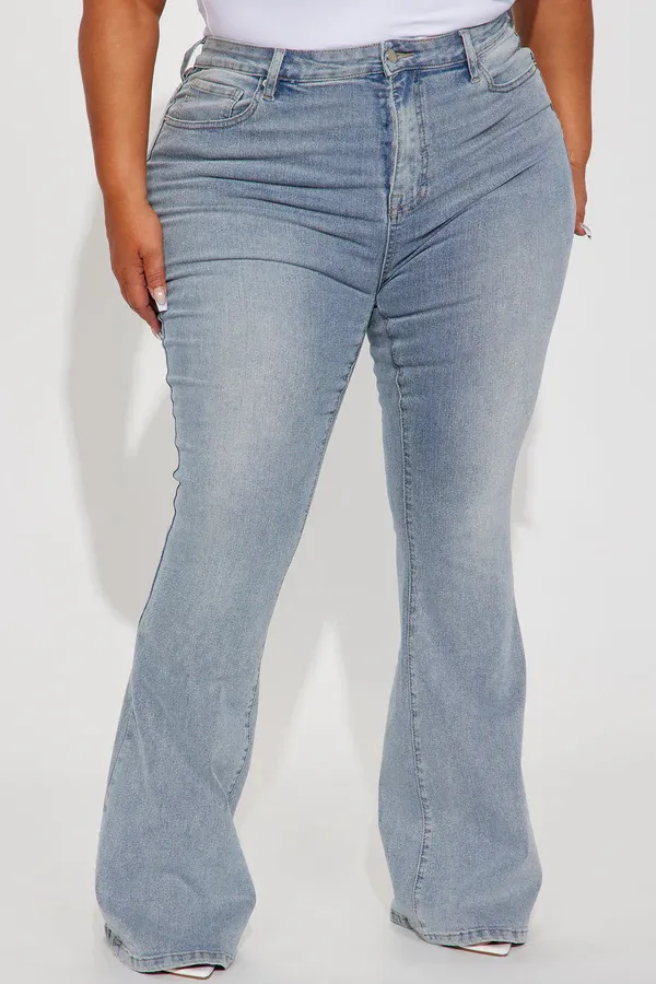 Essential Stretch Flare Jeans