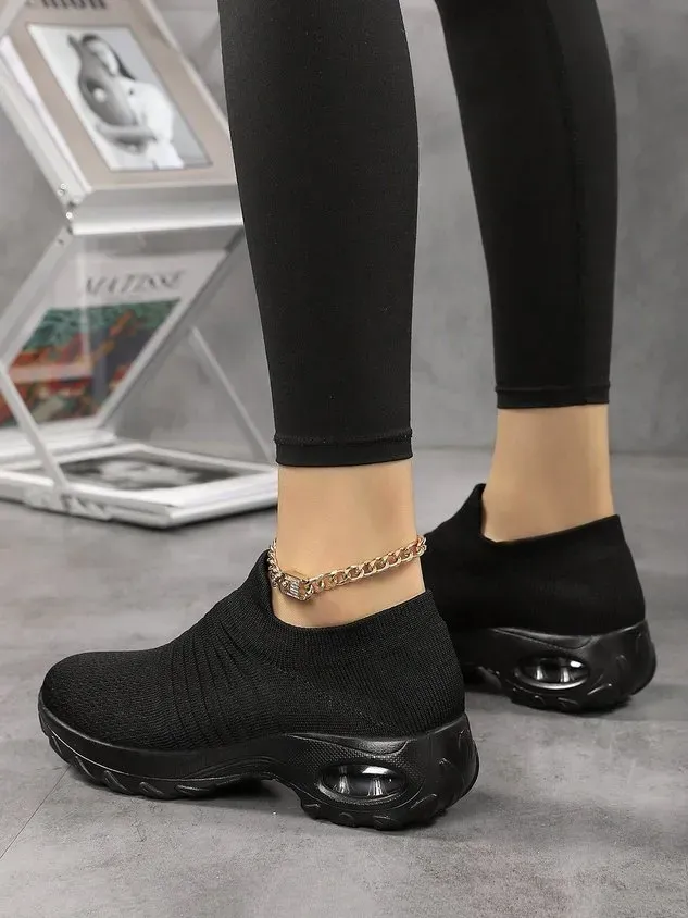 Sports Color Block Breathable Slip On Block Heel Fly Woven Shoes