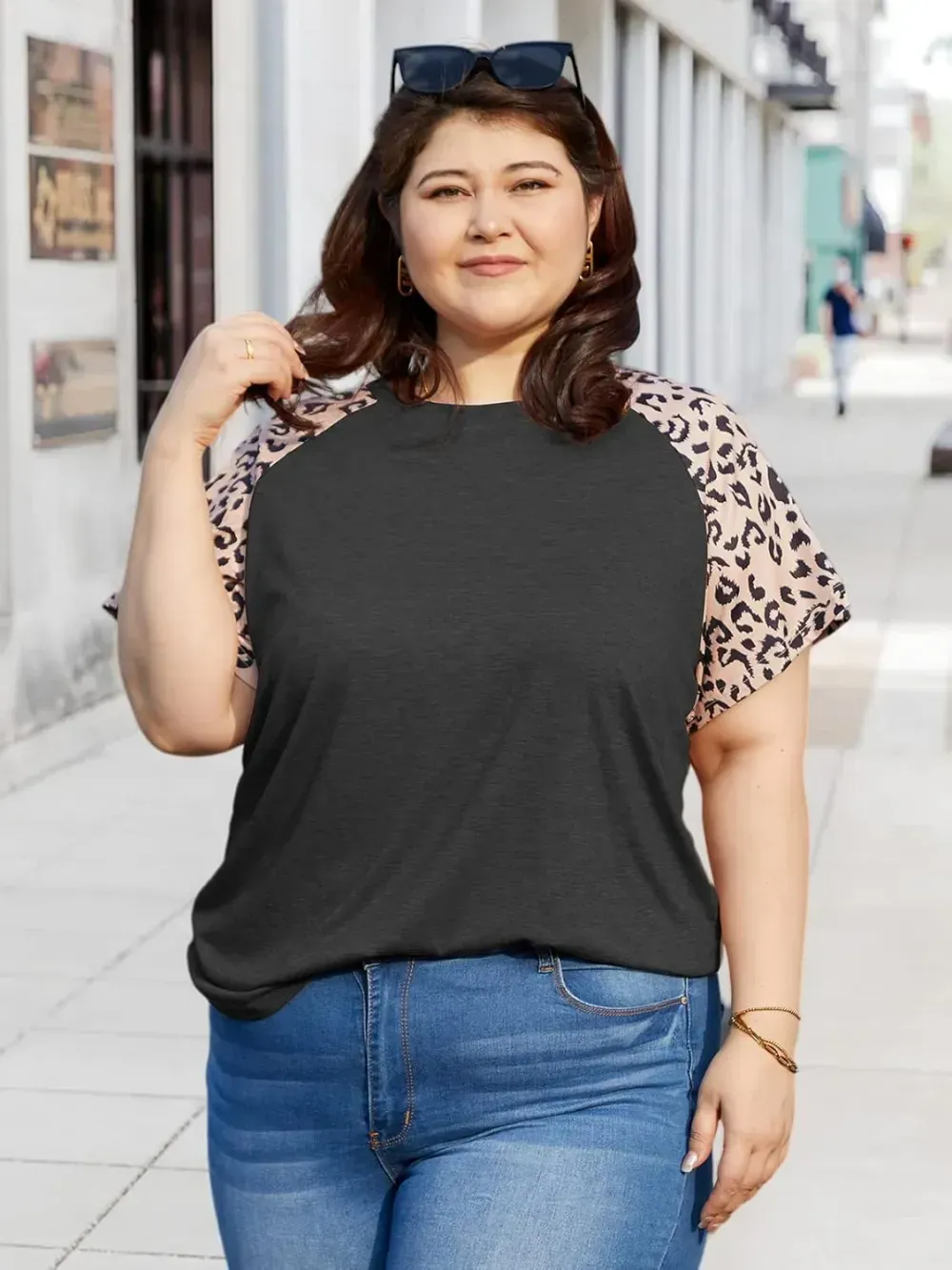 HDLTE Womens Plus Size Tops Floral Bell Sleeves Blouses Summer Crewneck Tunic Loose Casual T Shirts