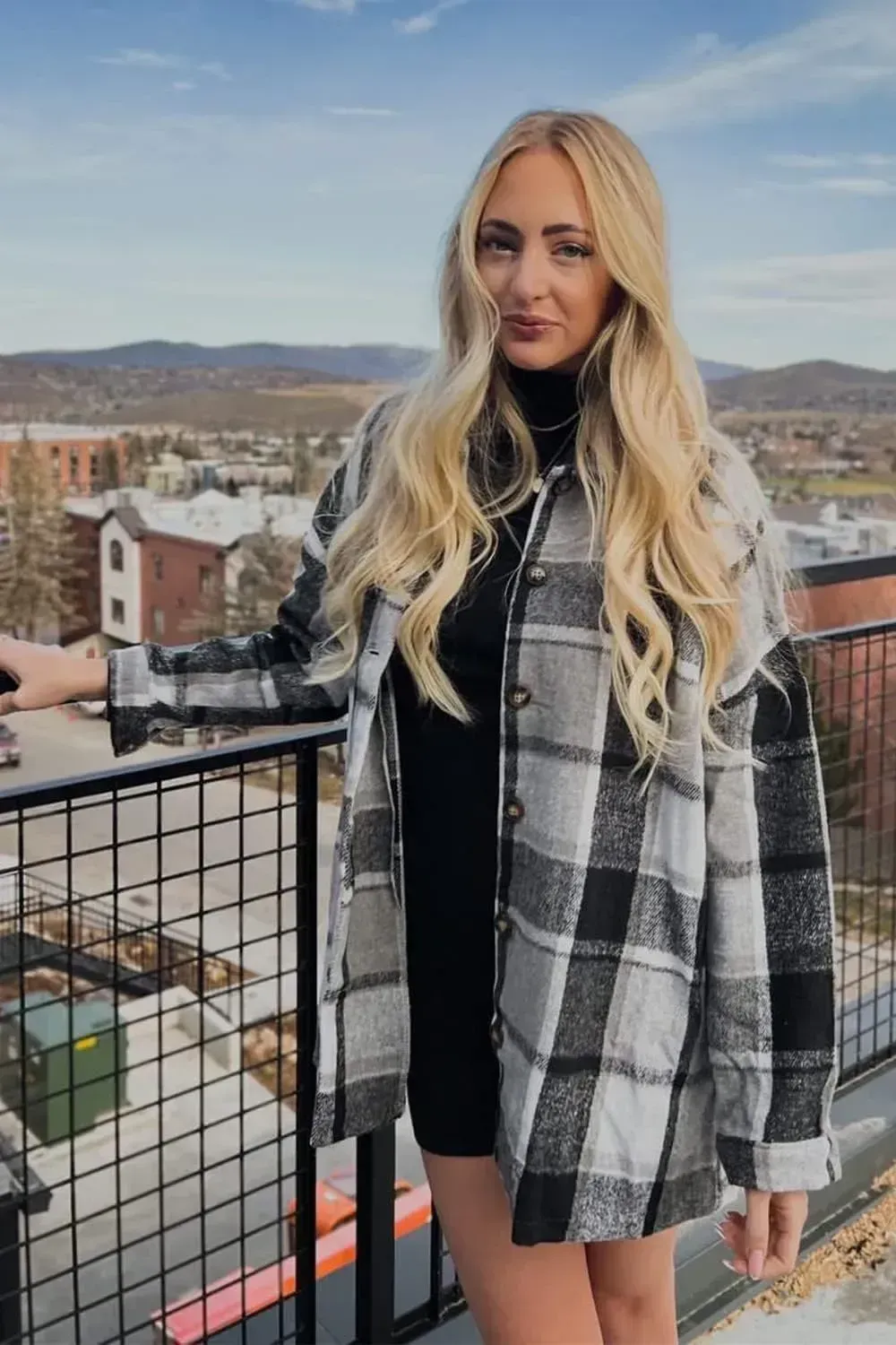 Women's 2023 Fall Clothes Plaid Shacket Jacket Long Sleeve Button Down Flannel Shirts Fashion Blouse