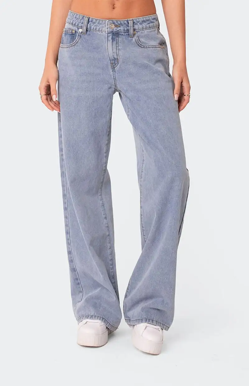 Edikted Raelynn Washed Low Rise Jeans