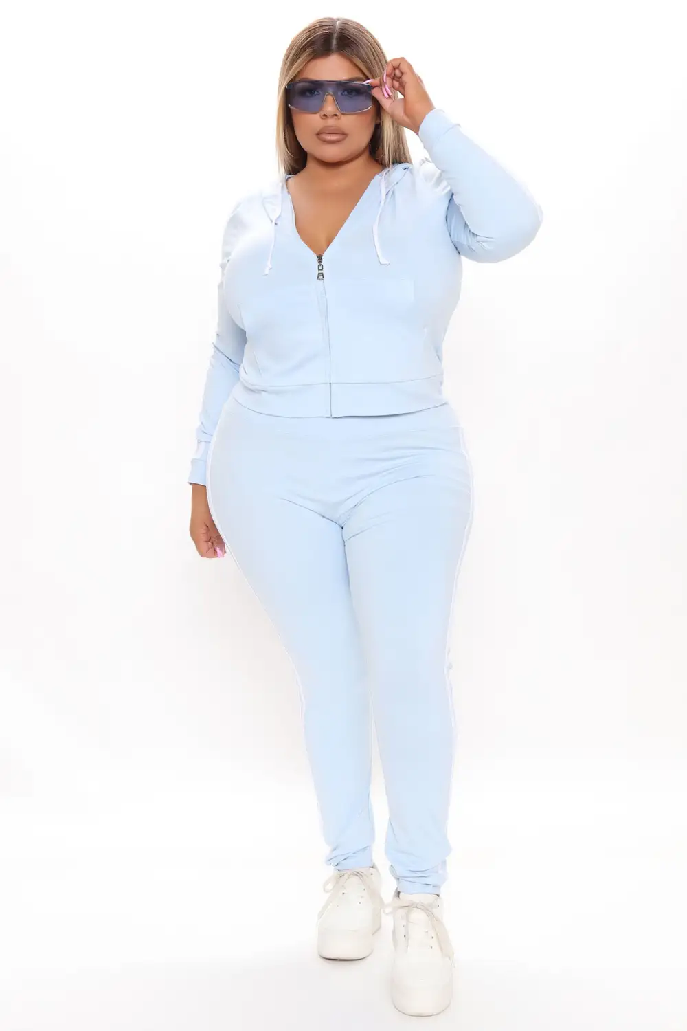 Tennis Courts III Zip Set - Baby Blue