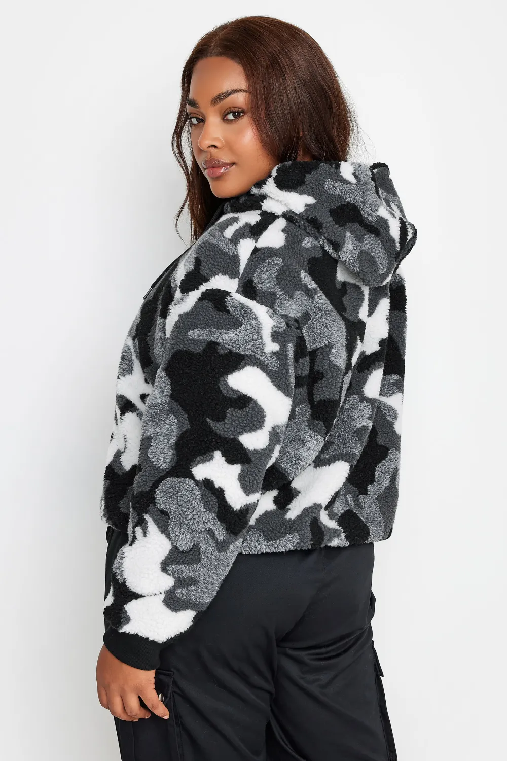YOURS Curve Grey Camo Print Cropped Fleece Hoodie