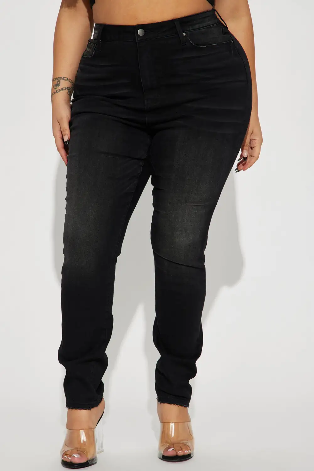 On The List Deluxe Stretch Skinny Jean - Black