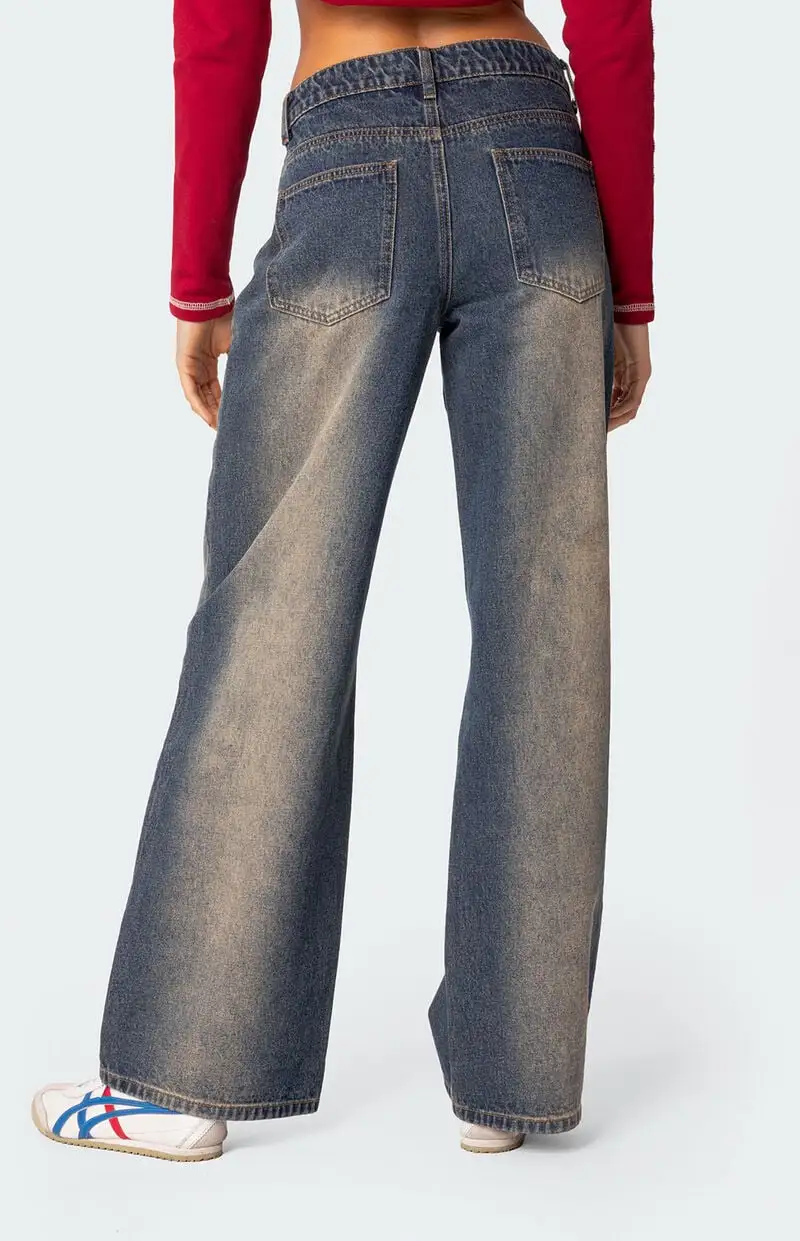 Edikted Raelynn Washed Low Rise Jeans