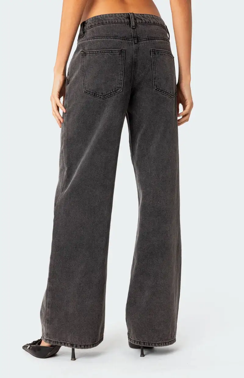 Edikted Raelynn Washed Low Rise Jeans