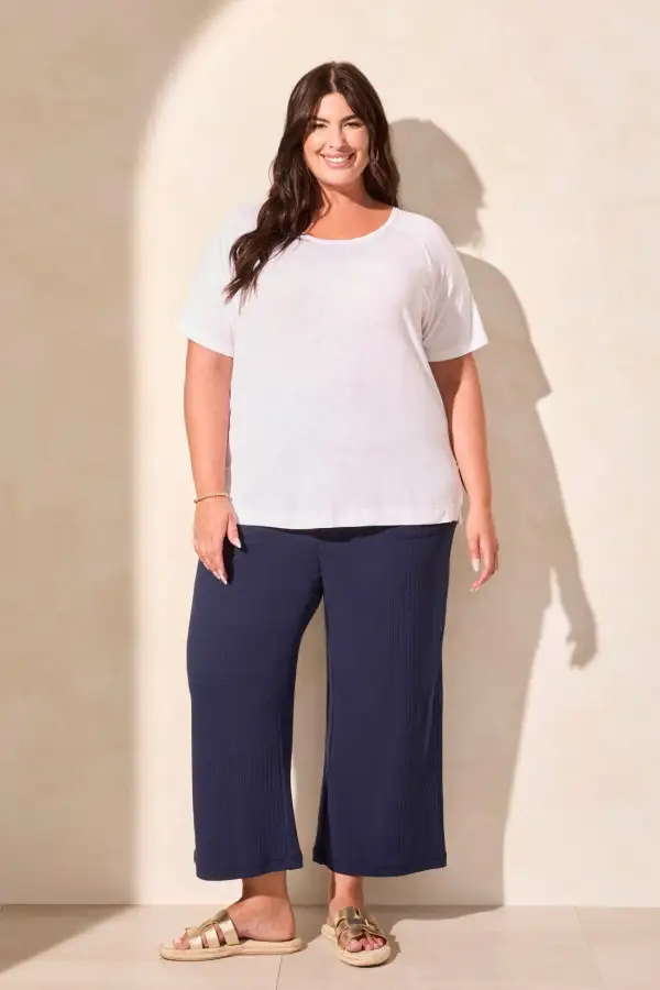 Textured Pull-On Capri-Jet Blue