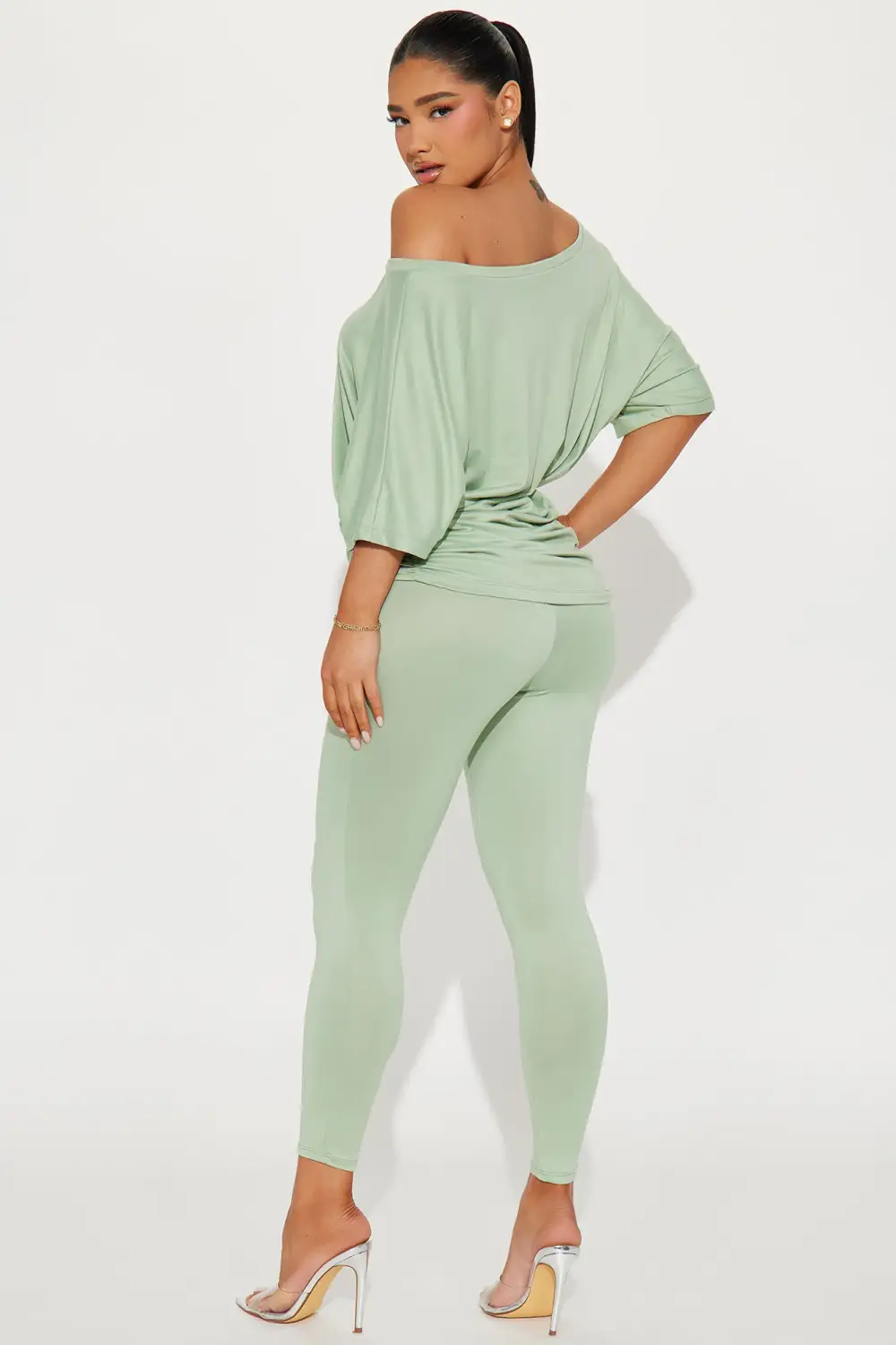 Camila Short Sleeve Legging Set - Sage