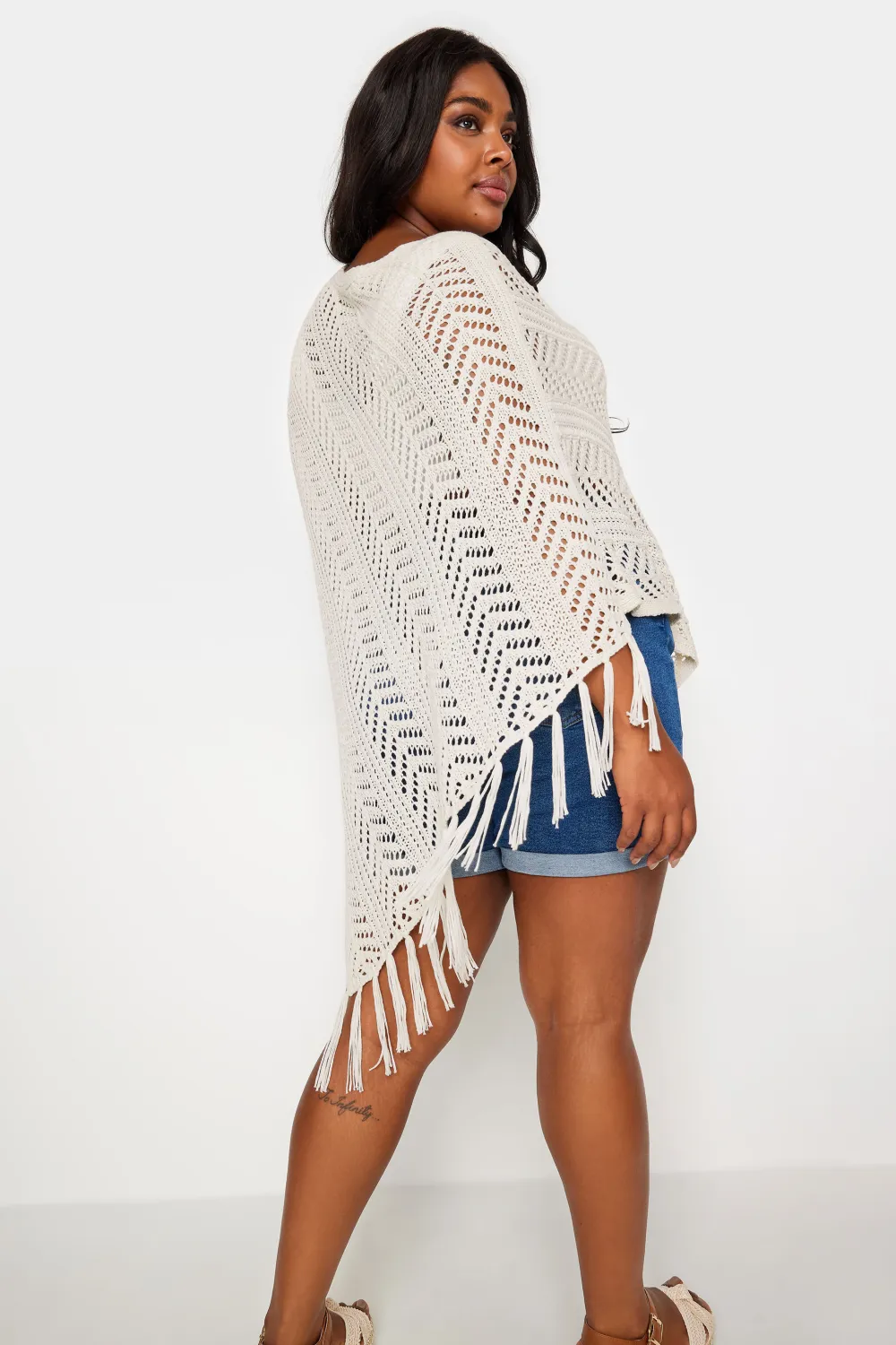 YOURS Curve Cream Pointelle Knitted Poncho